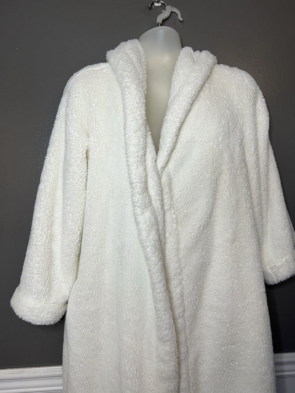 Pottery Barn Robe Womens Medium White Hooded Plush Fleece Kimono Bathrobe Cozy